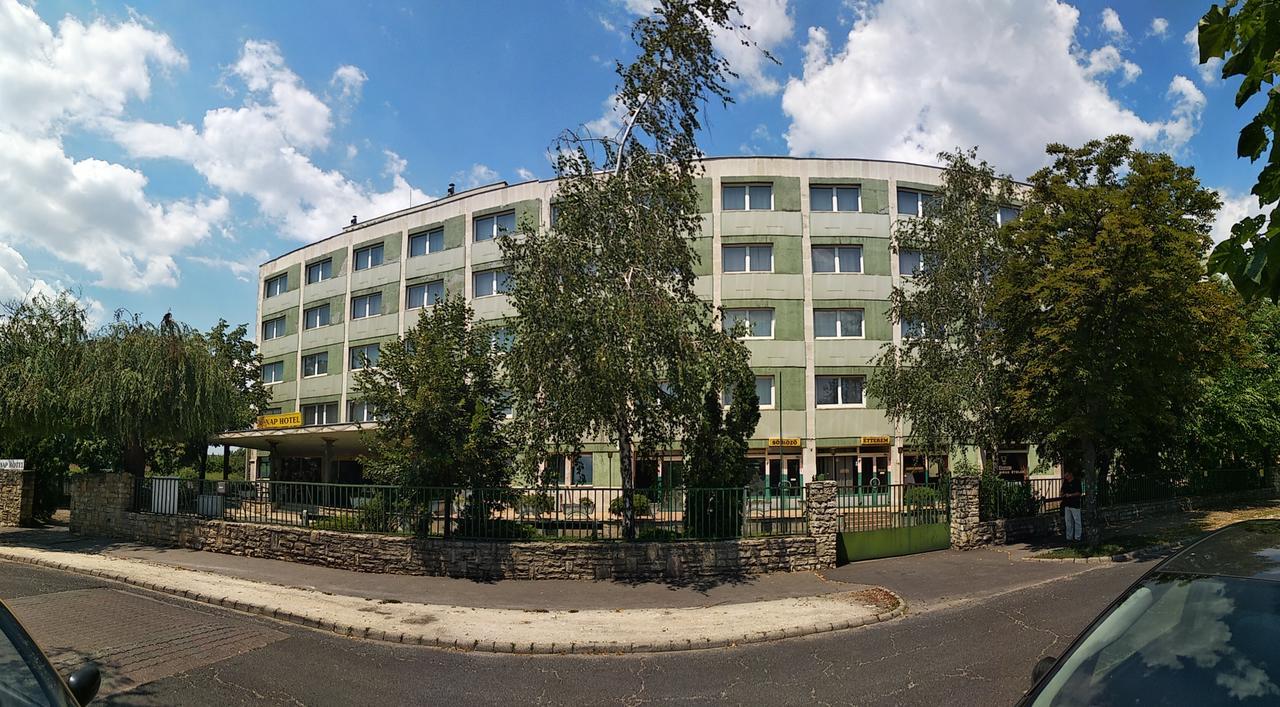Hotel Nap Budapest Luaran gambar